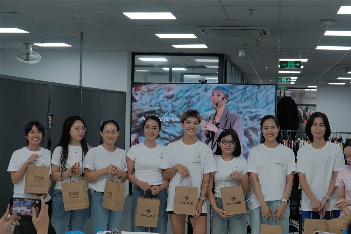 Hương Trịnh cùng team ThuPilates tại hội thảo ở Coolmate Việt Nam