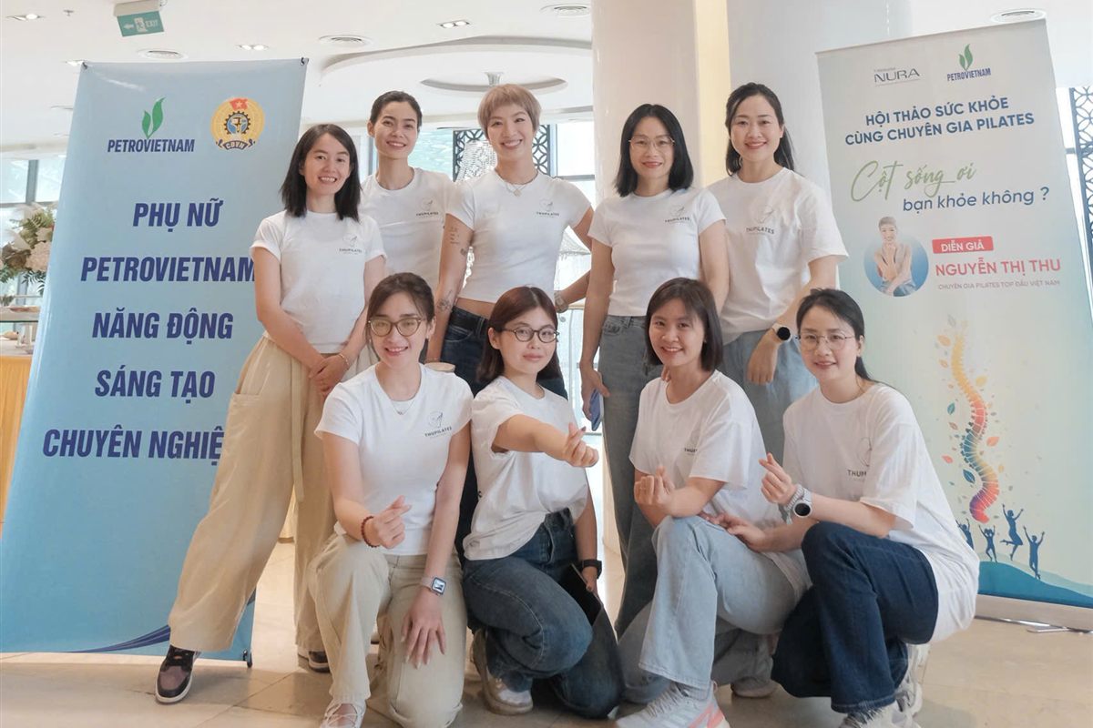 Hương Trịnh cùng team ThuPilates tại hội thảo sức khỏe Phụ nữ PetroVietnam